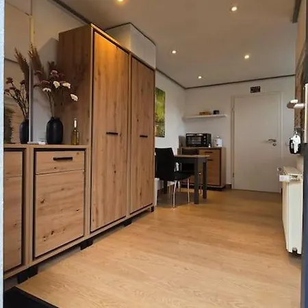 1 Klimatisiert Daire Treia